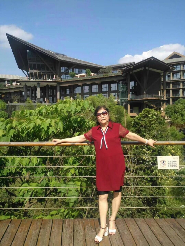 王老师的第一张照片--大田征婚网