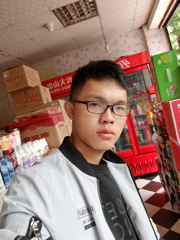 柒年的第一张照片--大田征婚网