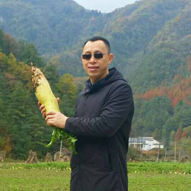 墨迹男的第一张照片--大田征婚网