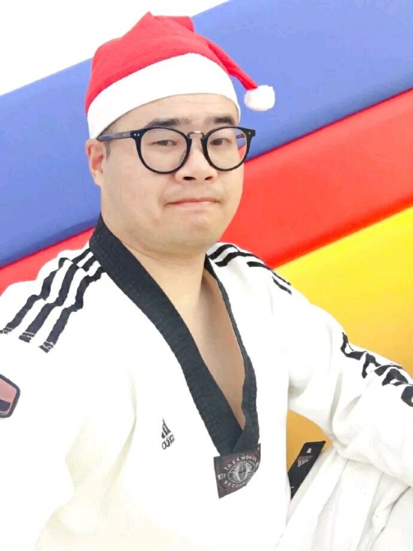 何当重相见的第一张照片--大田征婚网