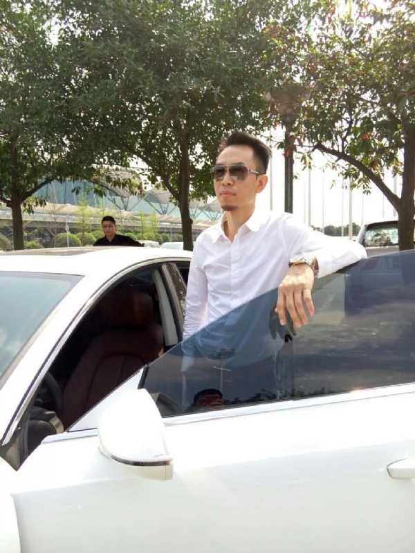 杨岳的第一张照片--大田征婚网