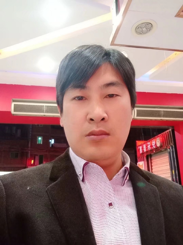 奔跑的第二张照片--大田征婚网
