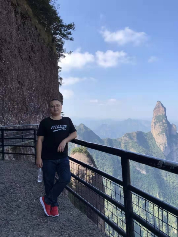不杵于物的第一张照片--大田征婚网