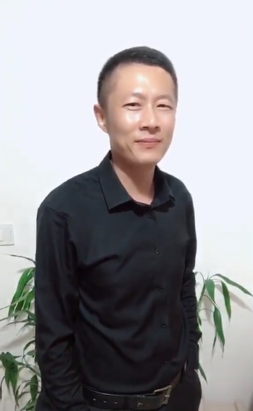 地huhi的第一张照片--大田征婚网