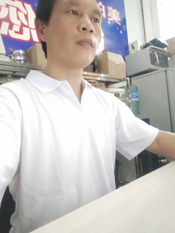深蓝色的海的第一张照片--大田征婚网