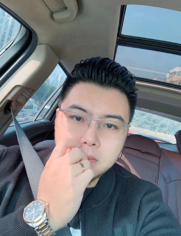 把苹果咬哭的第一张照片--大田征婚网
