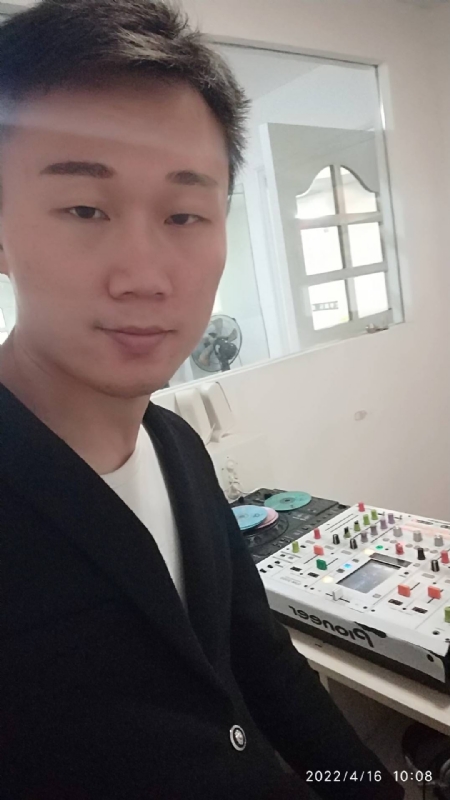 林锋的第二张照片--大田征婚网