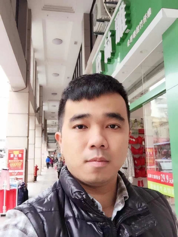 小小怪兽的第一张照片--大田征婚网