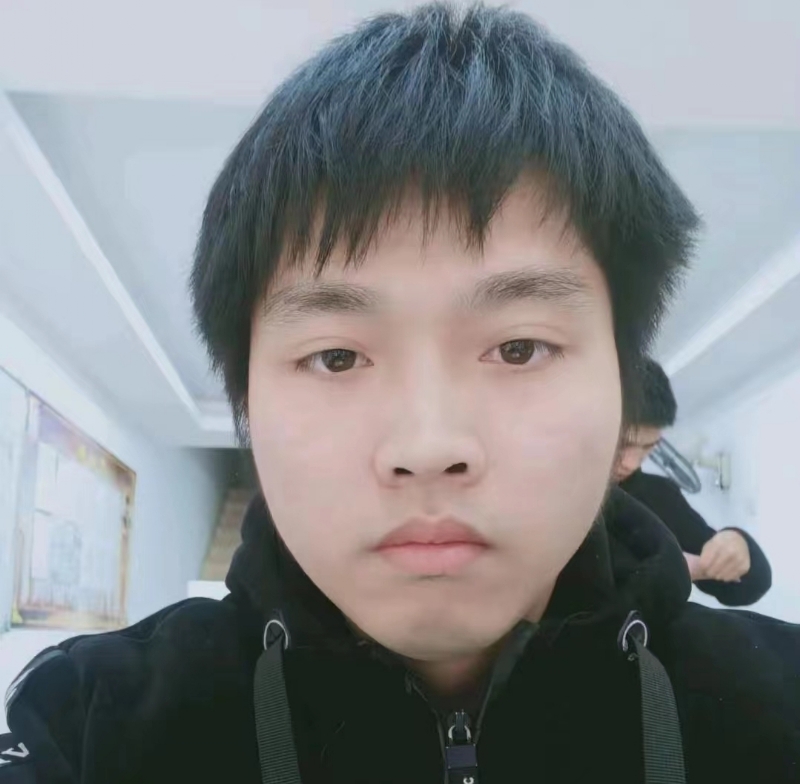 无奋斗不清春的第一张照片--大田征婚网