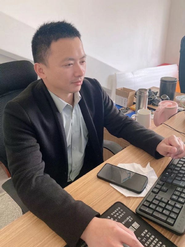 落叶知秋的第一张照片--大田征婚网