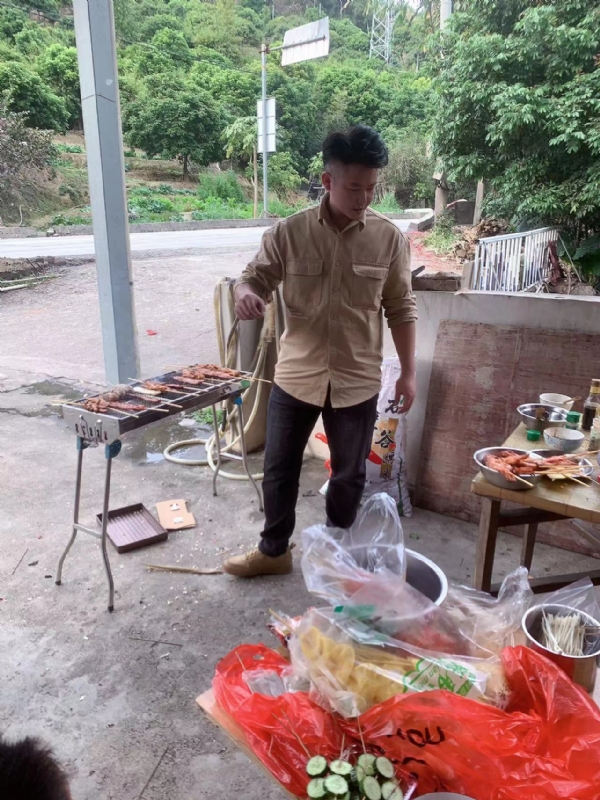 你黑我哟的第一张照片--大田征婚网