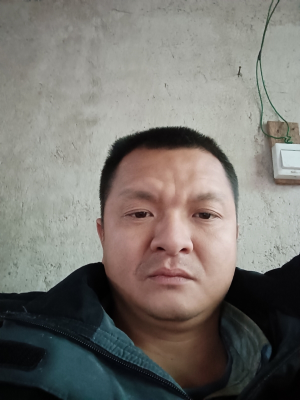兰成龙的第二张照片--大田征婚网