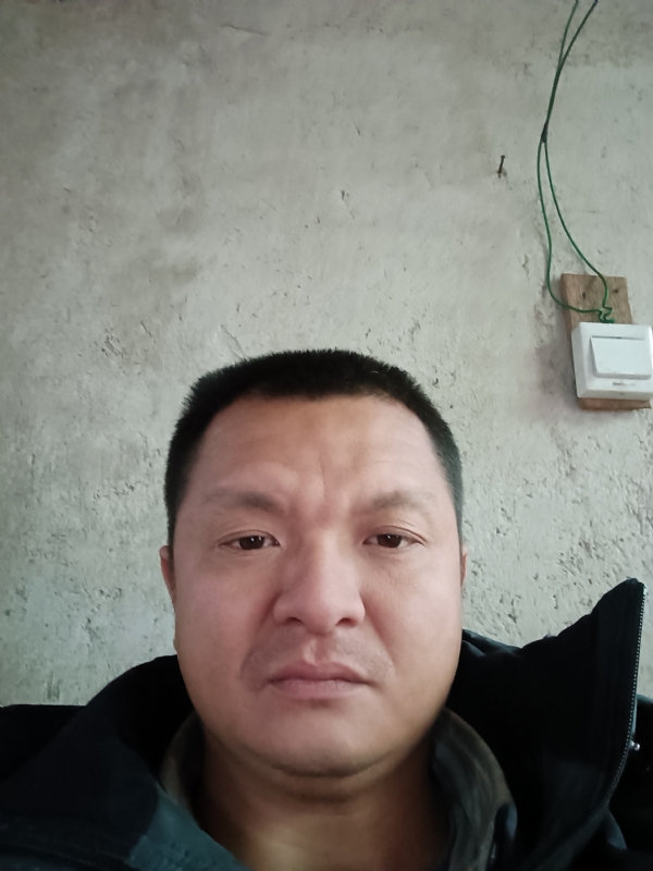 兰成龙的第三张照片--大田征婚网
