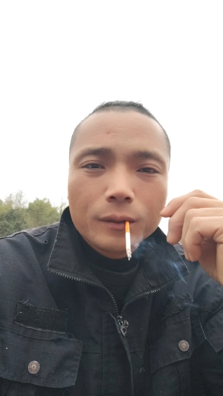 伯爵的第一张照片--大田征婚网