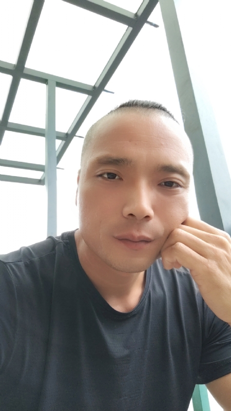 伯爵的第三张照片--大田征婚网