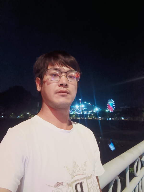 任豐的第一张照片--大田征婚网